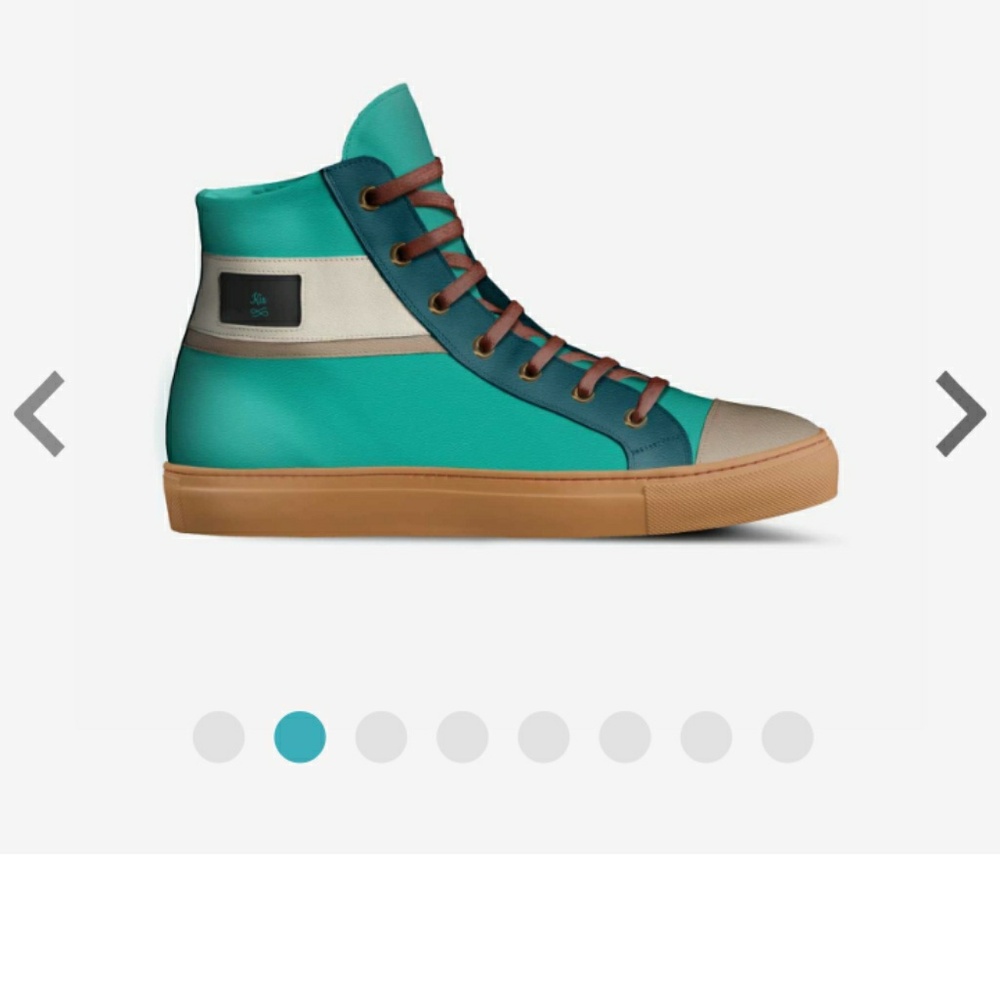 Shoes - Picture 4 of 5
